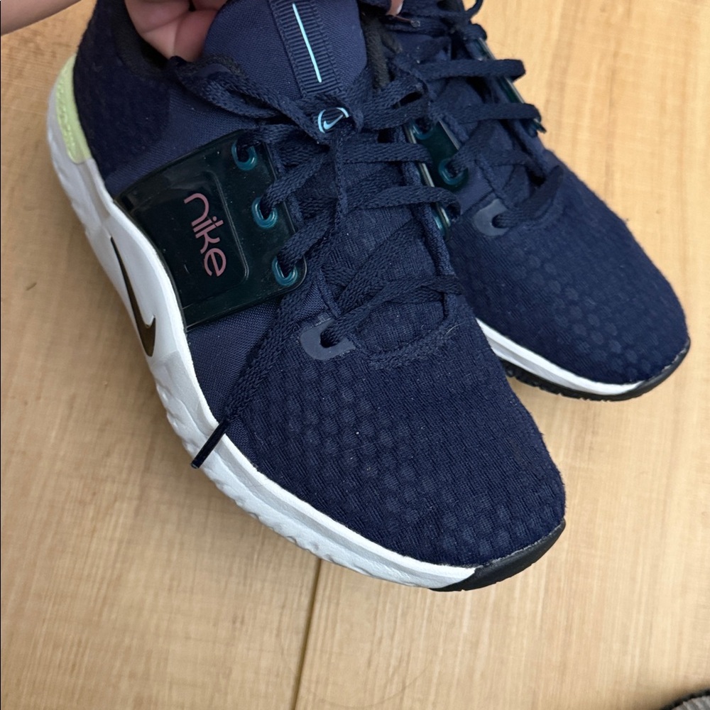 Nike Dark Blue Athletic Shoes - Picture 4 of 4